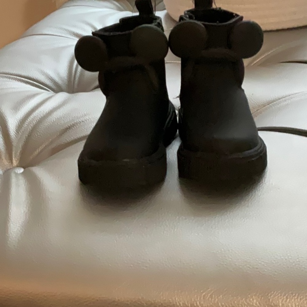 Zara boots ( unisex )